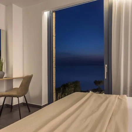 Terra Petra Luxury - The Seafront Retreat * Skinária