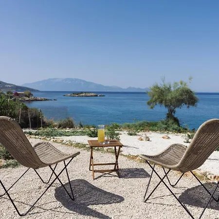 Terra Petra Luxury - The Seafront Retreat