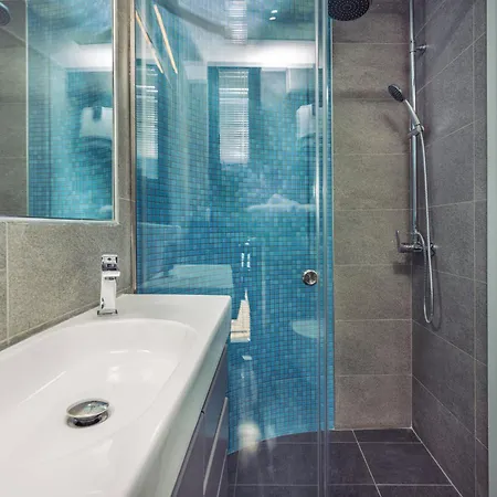 Terra Petra Luxury - The Seafront Retreat *