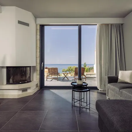 Villa Terra Petra Luxury - The Seafront Retreat *