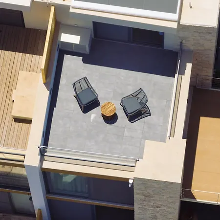 Terra Petra Luxury - The Seafront Retreat Skinária