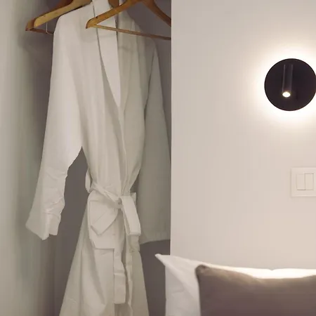 Terra Petra Luxury - The Seafront Retreat * Skinária